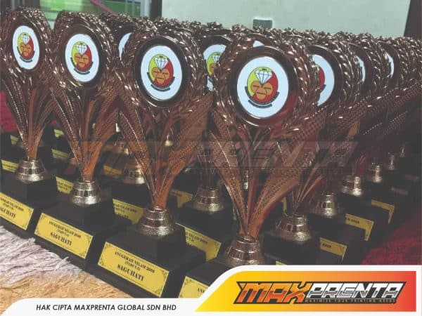 TROPHY - Image 8